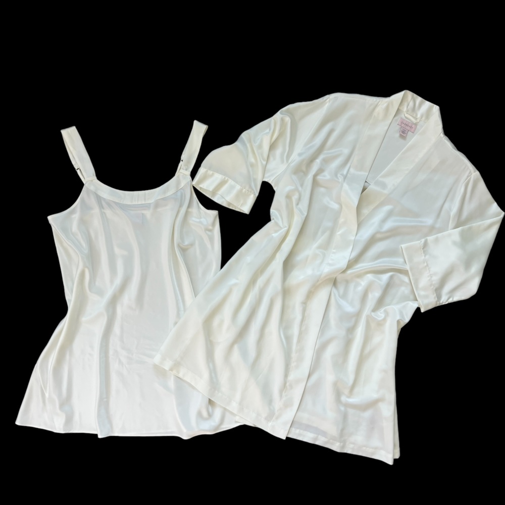 Cabernet Slip Gown and Robe Set in Ivory, size Large